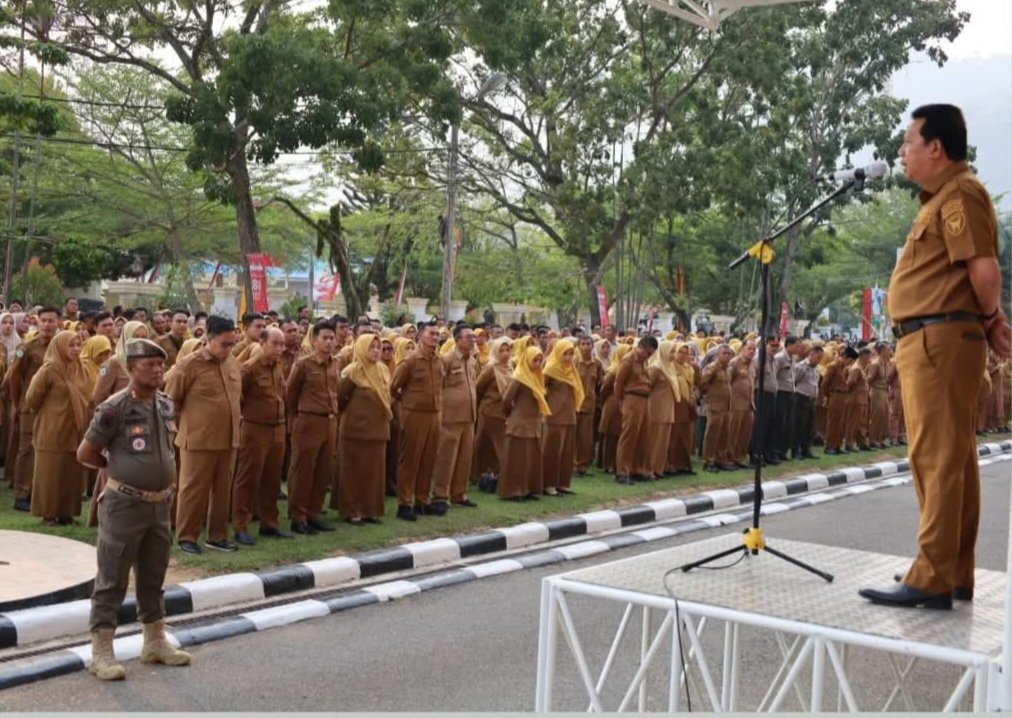 Sekdakab Pesisir Selatan Ingatkan ASN, Disiplin Menjadi Kunci Pelayanan Publik