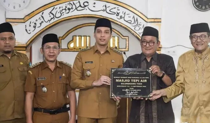 Wako Riyanda Telah Resmikan Masjid Tepi Air Dusun Pasar Baru, Silungkang